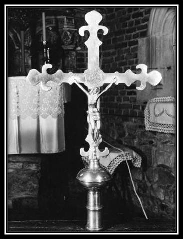 croix de procession 1945
