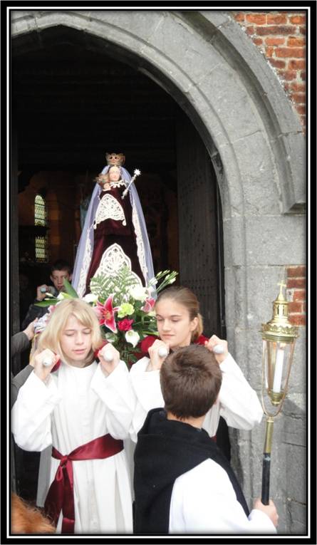 chapelle procession 08